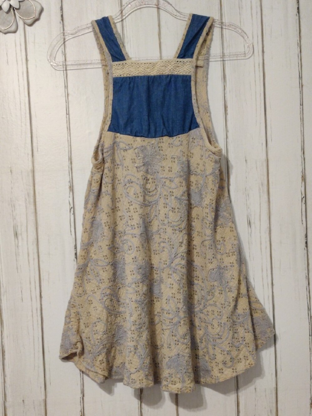 Trinity Crochet-Trim Paisley Tank - Cream & Blue - Picture 2 of 13